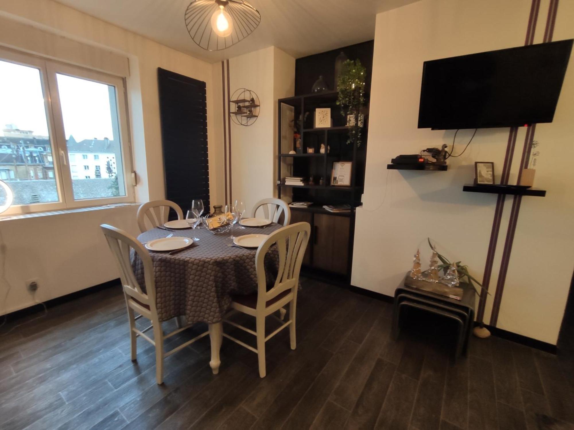 Appartement Cosy Centre-Ville Wifi Parking Charleville-Mézières Eksteriør billede